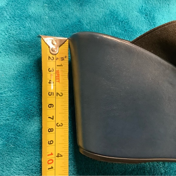 NR Rapisardi Color Block Leather Platform Sandals - Picture 10 of 10